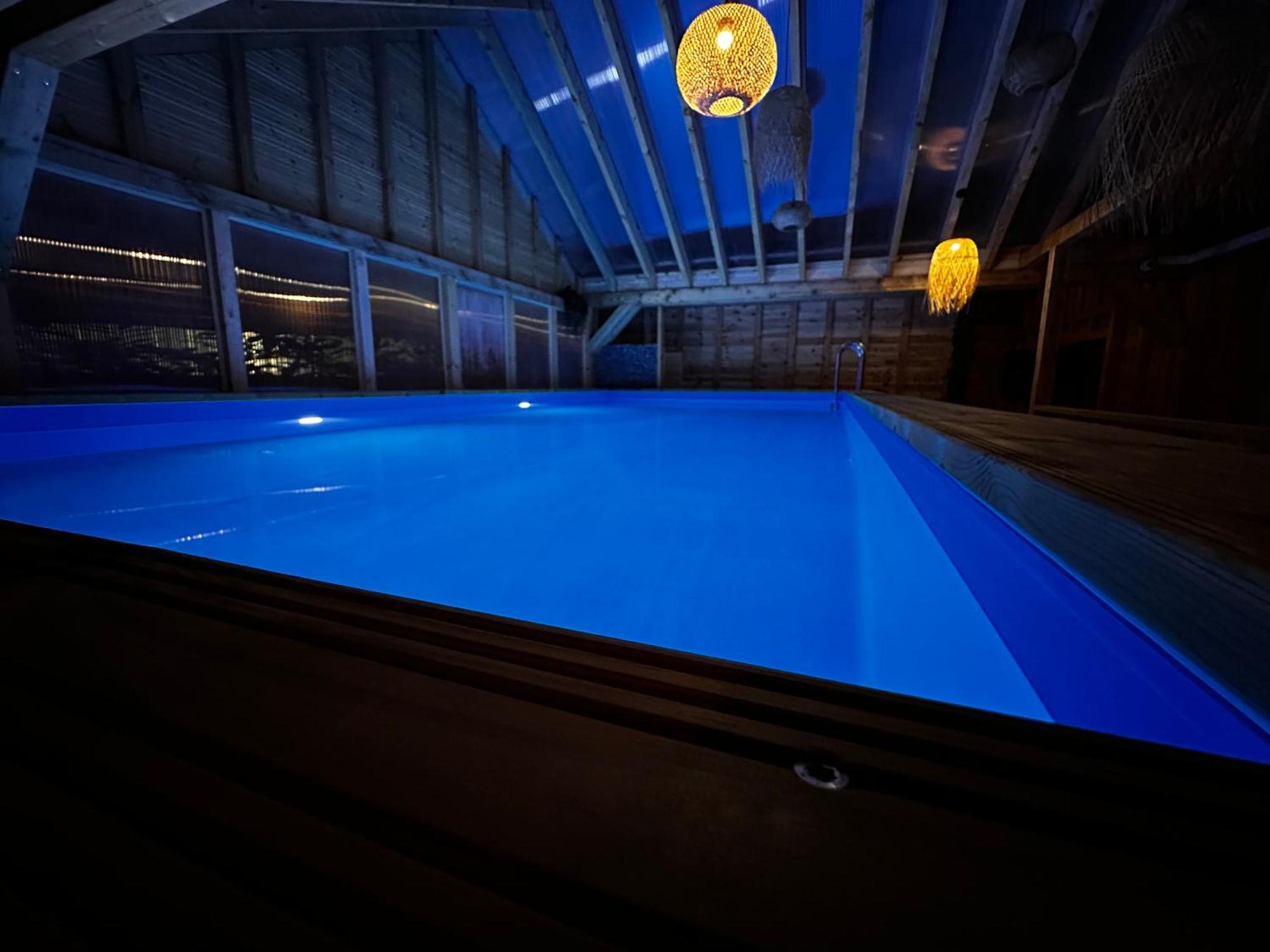 Domki Zlote Piaski Kryty Basen Sauna Jacuzzi Jastrzębia Góra Kültér fotó