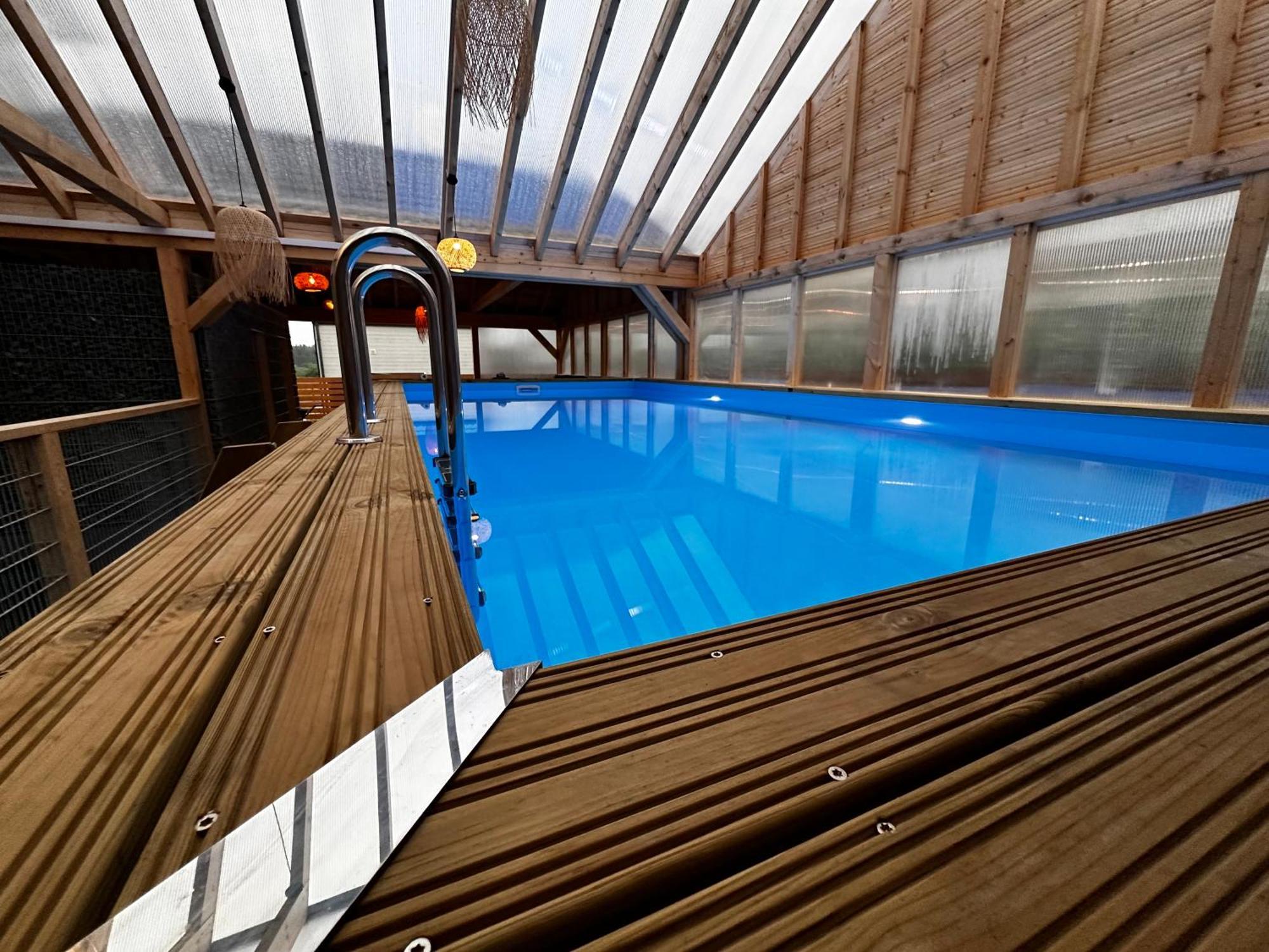 Domki Zlote Piaski Kryty Basen Sauna Jacuzzi Jastrzębia Góra Kültér fotó