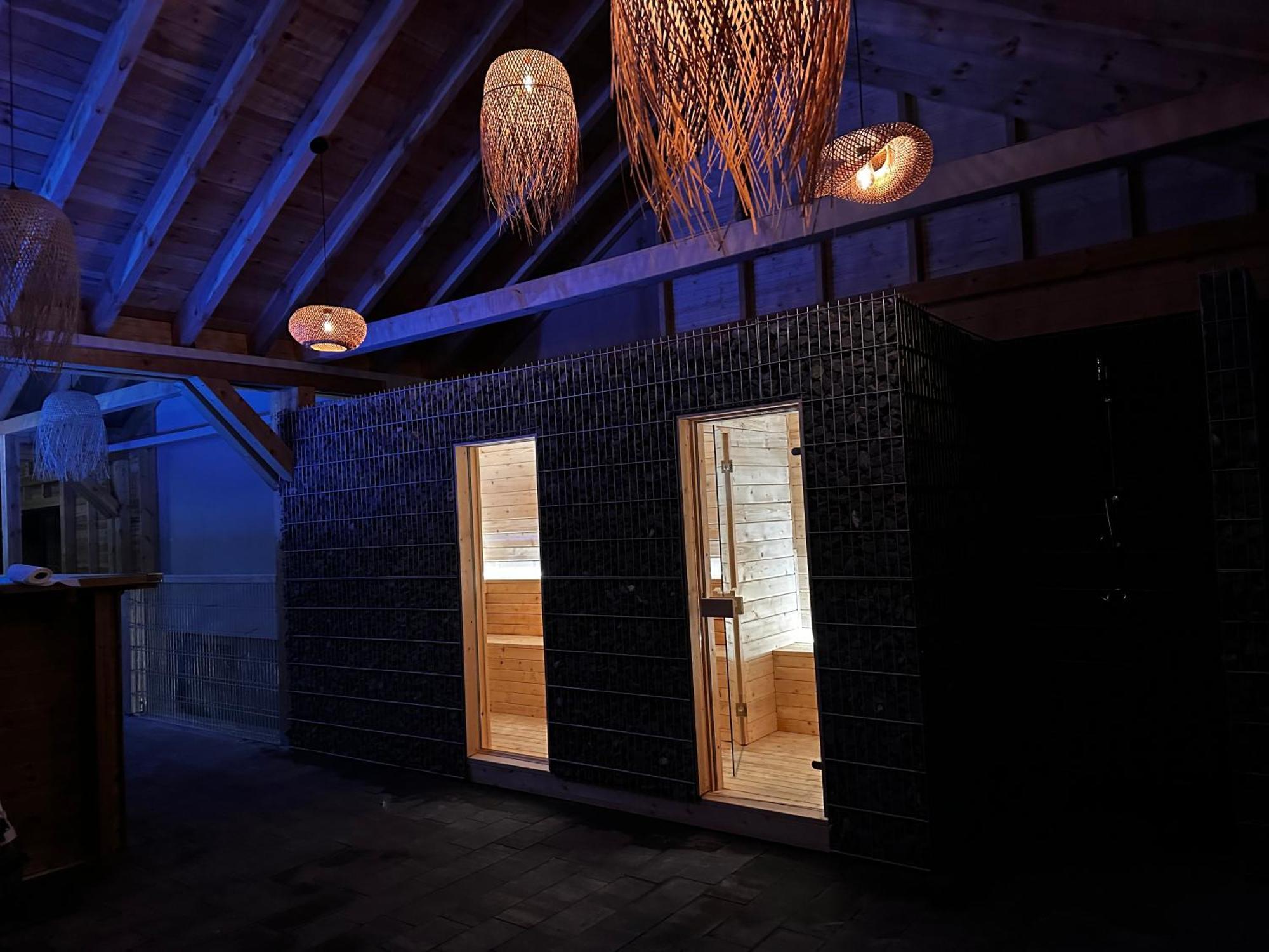 Domki Zlote Piaski Kryty Basen Sauna Jacuzzi Jastrzębia Góra Kültér fotó