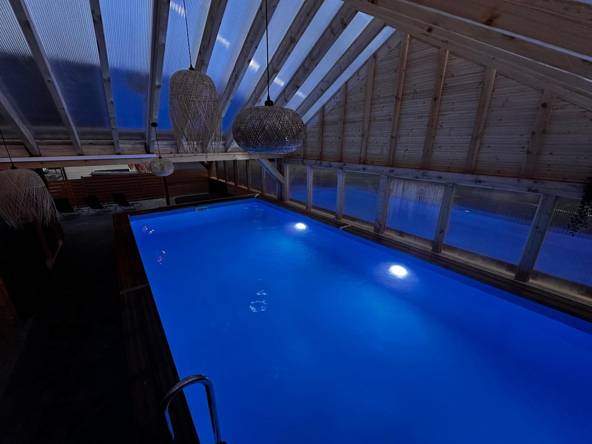 Domki Zlote Piaski Kryty Basen Sauna Jacuzzi Jastrzębia Góra Kültér fotó